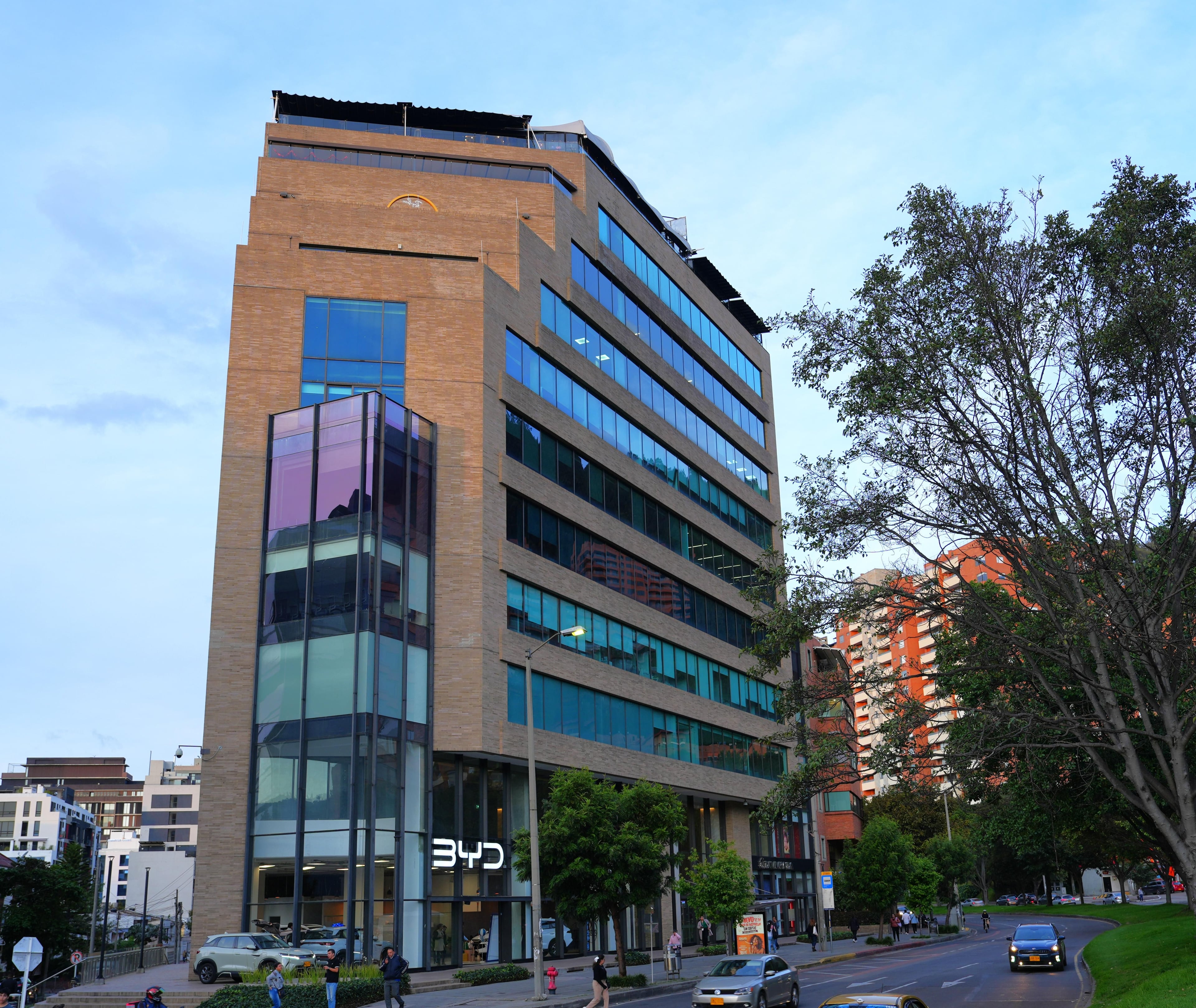 Mantenimiento preventivo vs correctivo: impacto real en entornos corporativos